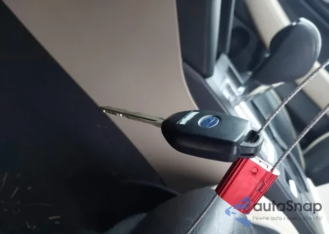 2016 Subaru Outback 2.5I Premium z USA, uszkodzony, nr VIN 4S4BSAFC5G3303225